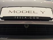 Tesla Model Y facelift (2025)