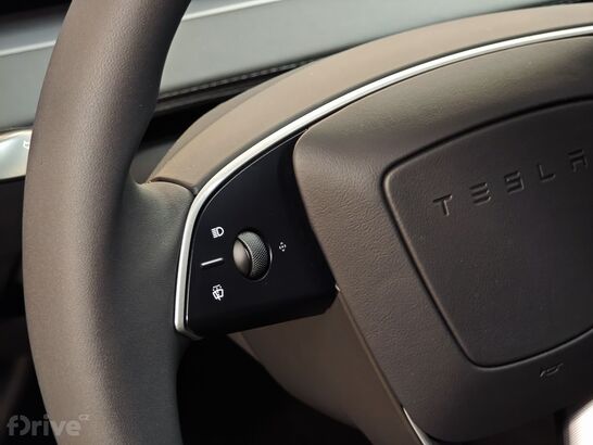 Tesla Model Y facelift (2025)