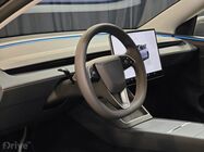 Tesla Model Y facelift (2025)