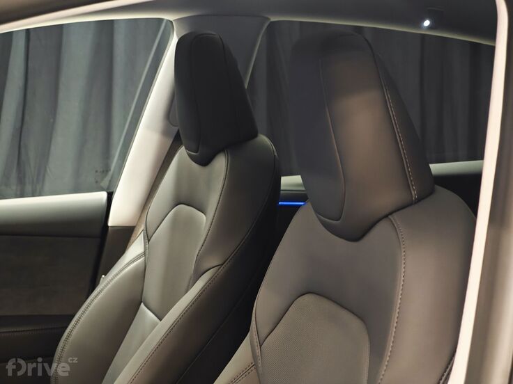 Tesla Model Y facelift (2025)