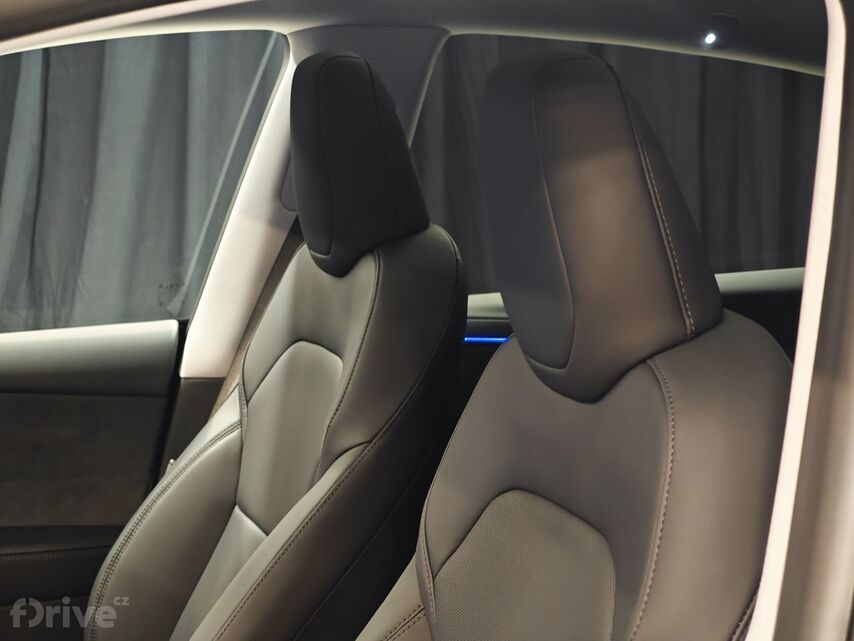 Tesla Model Y facelift (2025)