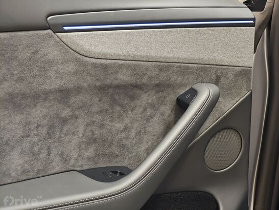 Tesla Model Y facelift (2025)