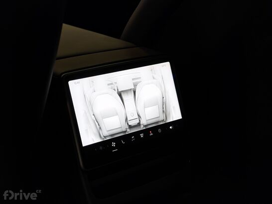 Tesla Model Y facelift (2025)