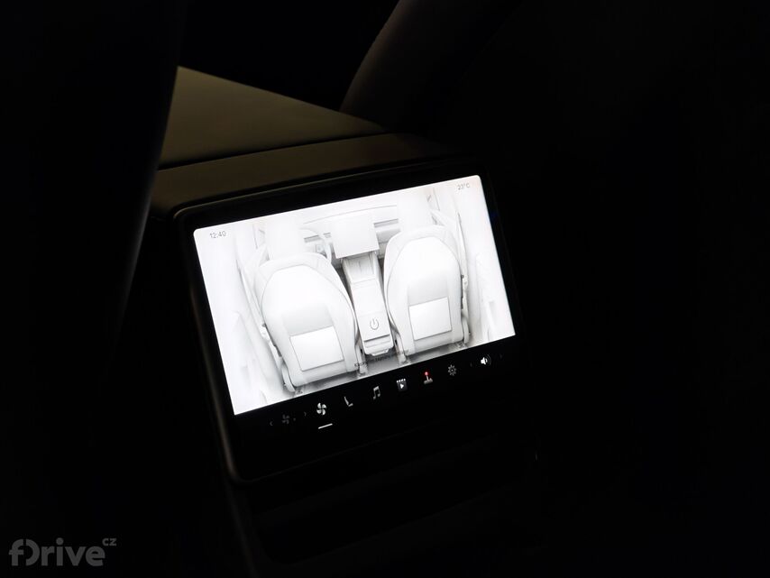 Tesla Model Y facelift (2025)