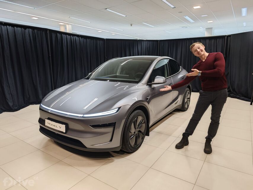 Tesla Model Y facelift (2025)
