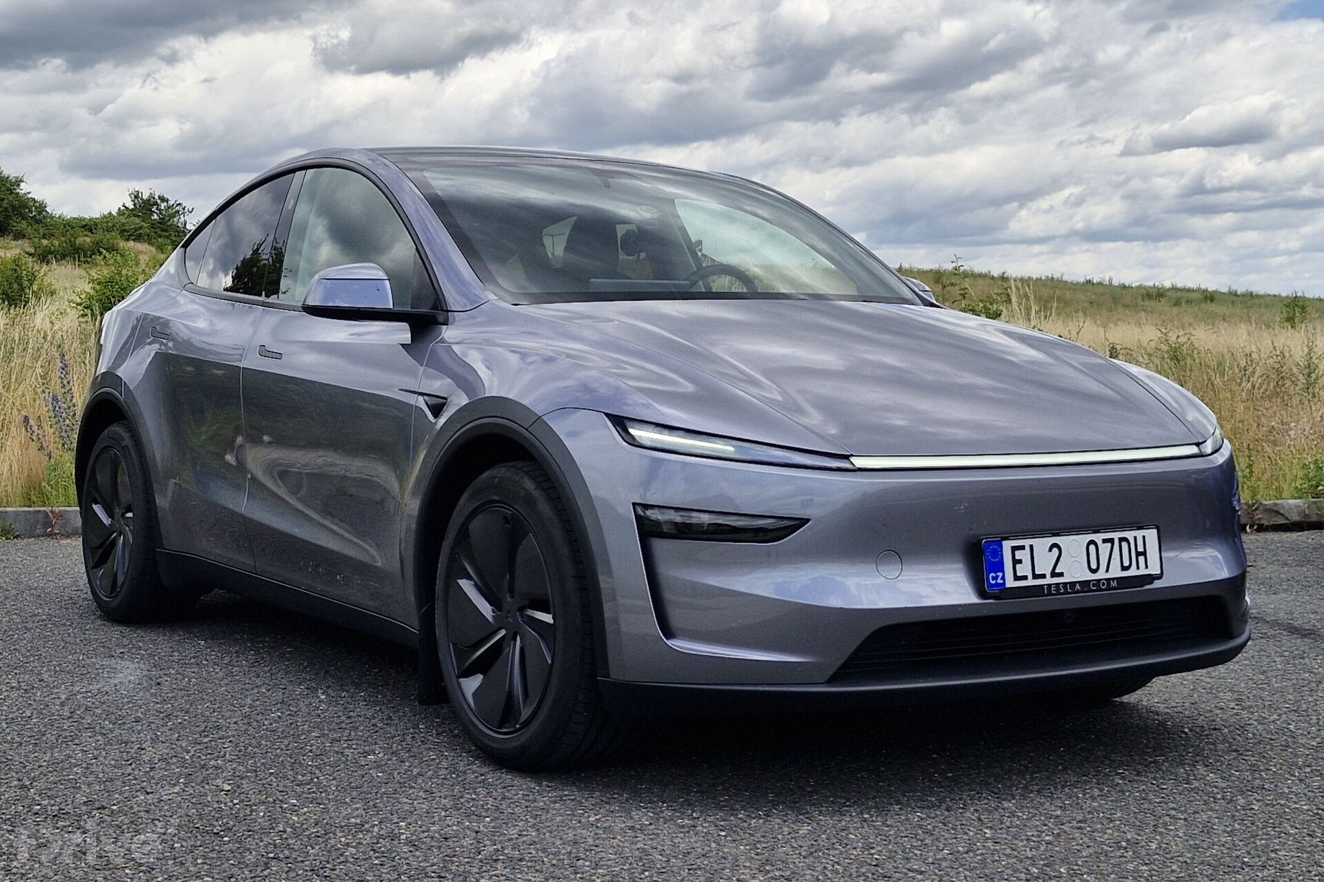 Tesla Model Y facelift (2025)
