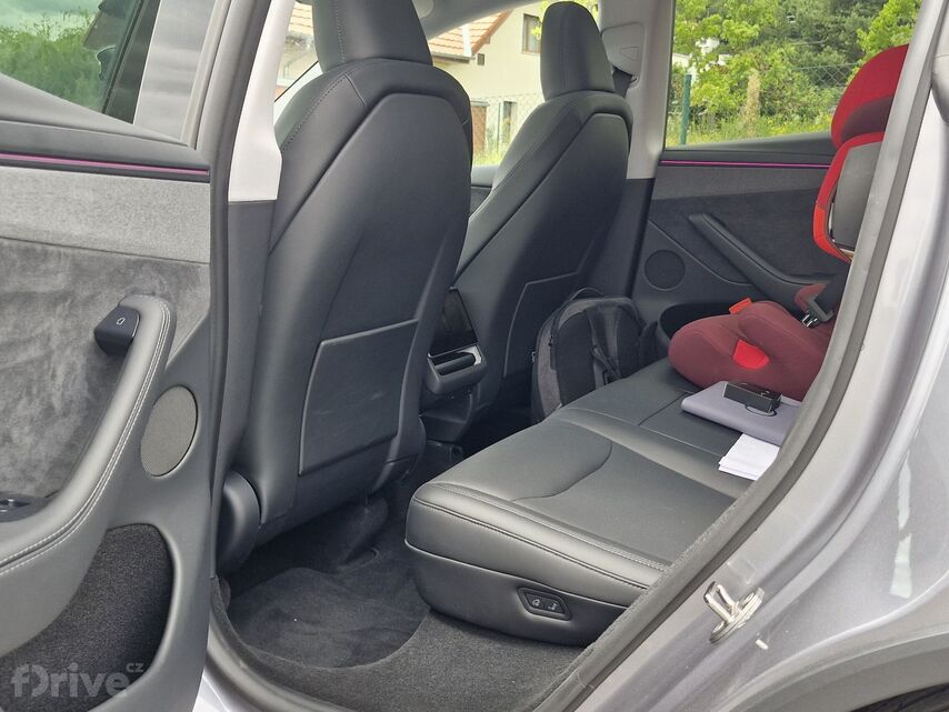 Tesla Model Y Long Range