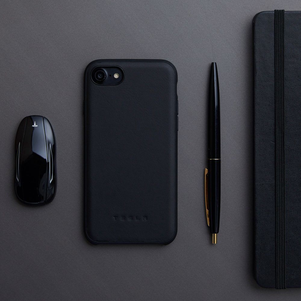 Tesla příslušenství