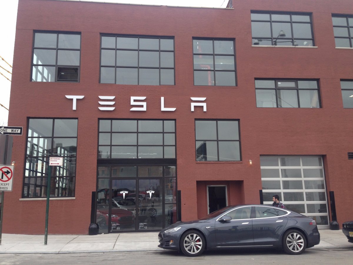 Tesla Showroom