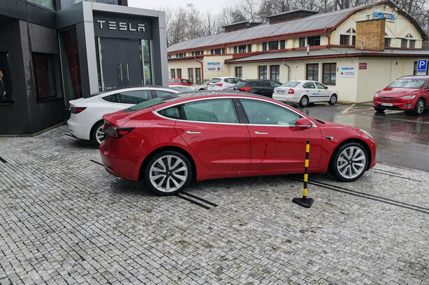 Tesla showroom v Praze