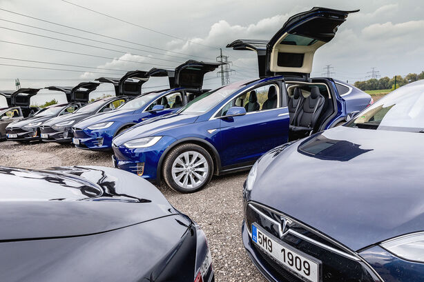 Tesla Sraz Praha Vestec 2017