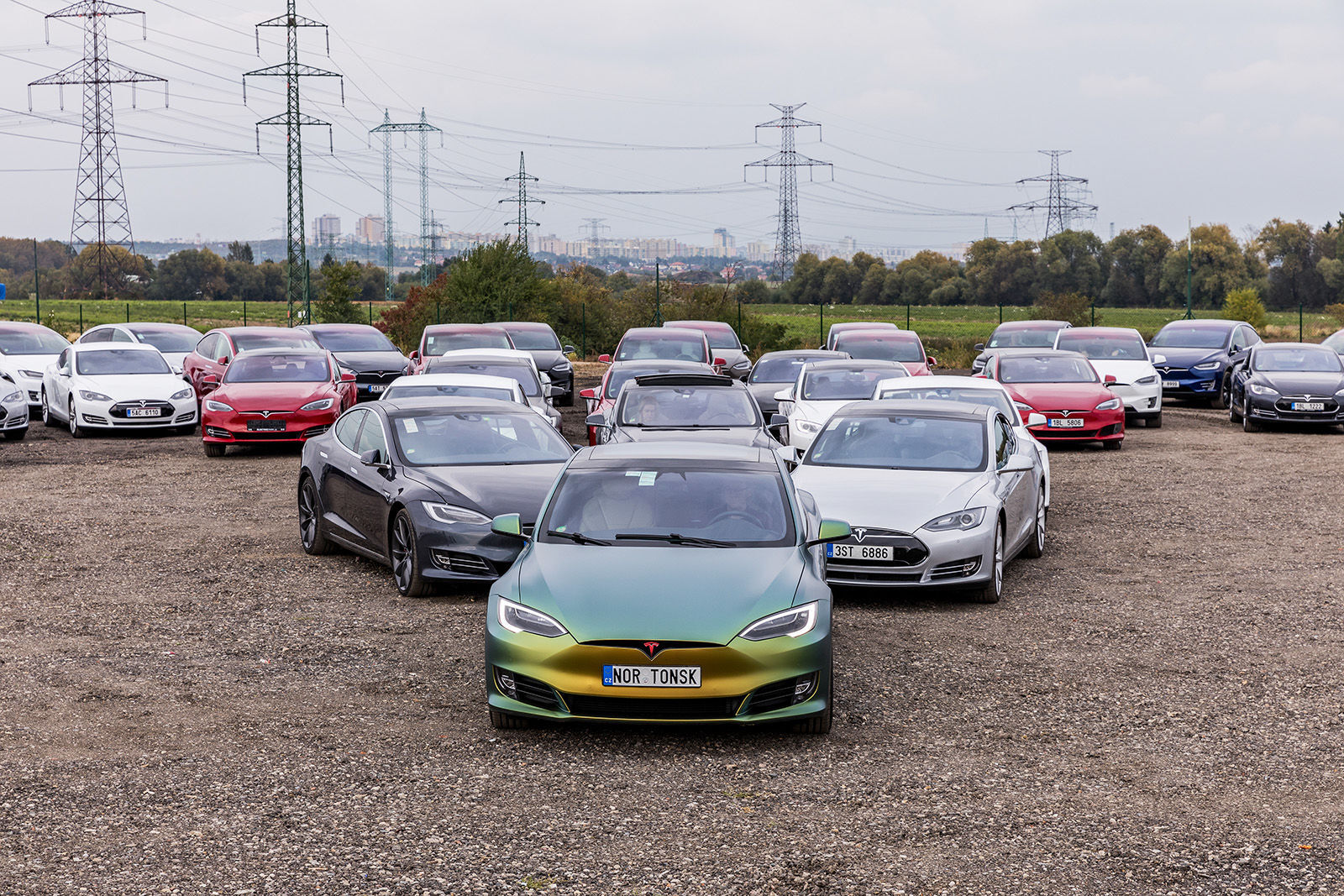 Tesla Sraz Praha Vestec 2017