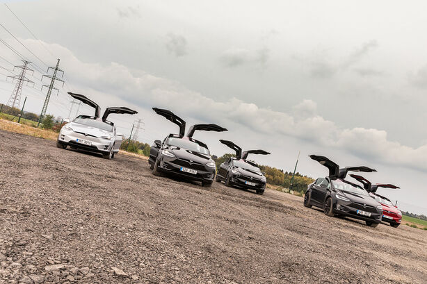 Tesla Sraz Praha Vestec 2017