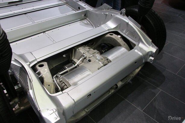 Tesla stánek Paříž