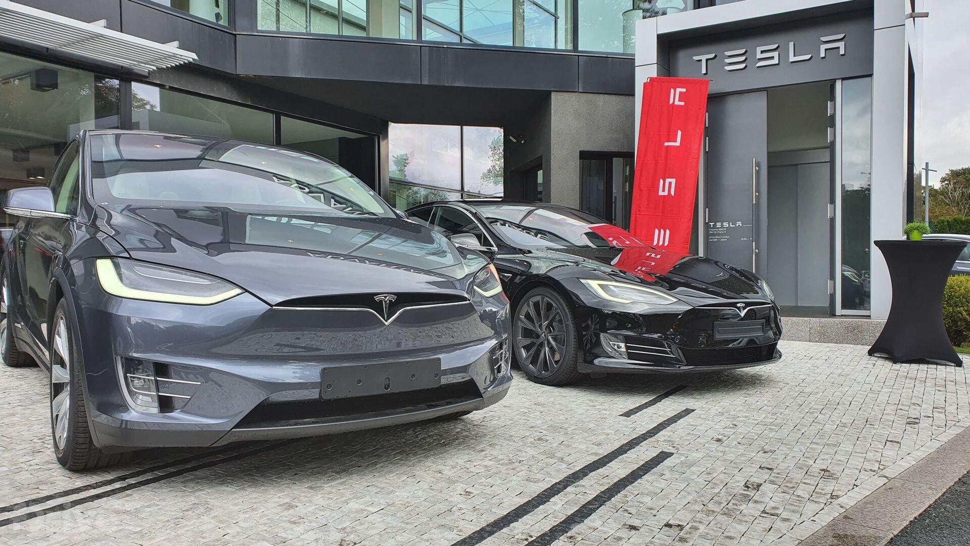 Tesla Store Praha