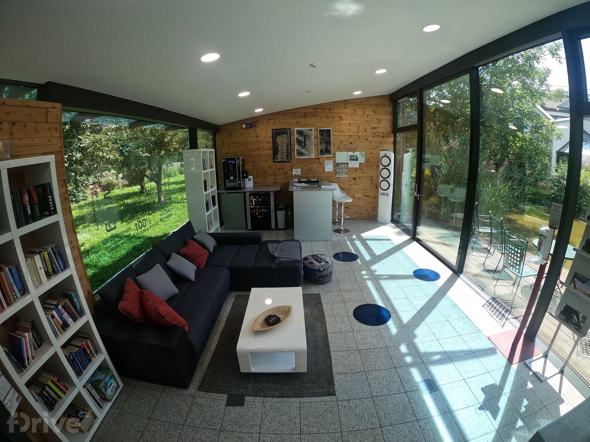 Tesla Supercharger tzv. Lounge - Kapfenberg