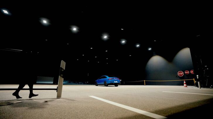 Testovací centrum světel Mercedes-Benz