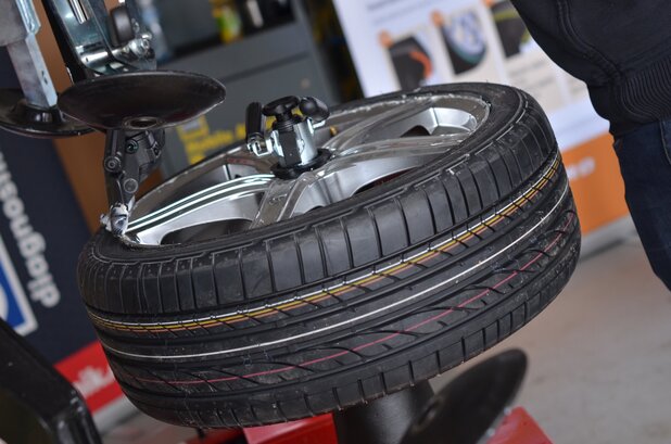 Testování pneumatik DriveGuard