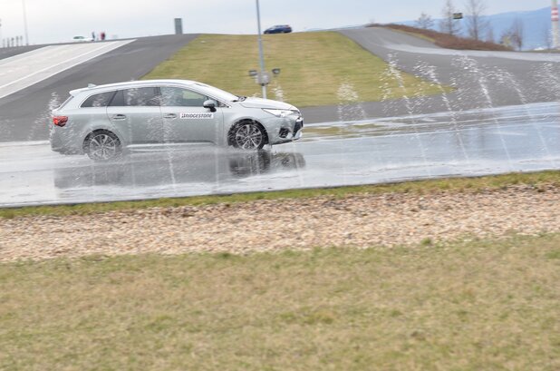 Testování pneumatik DriveGuard