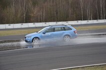 Testování pneumatik DriveGuard