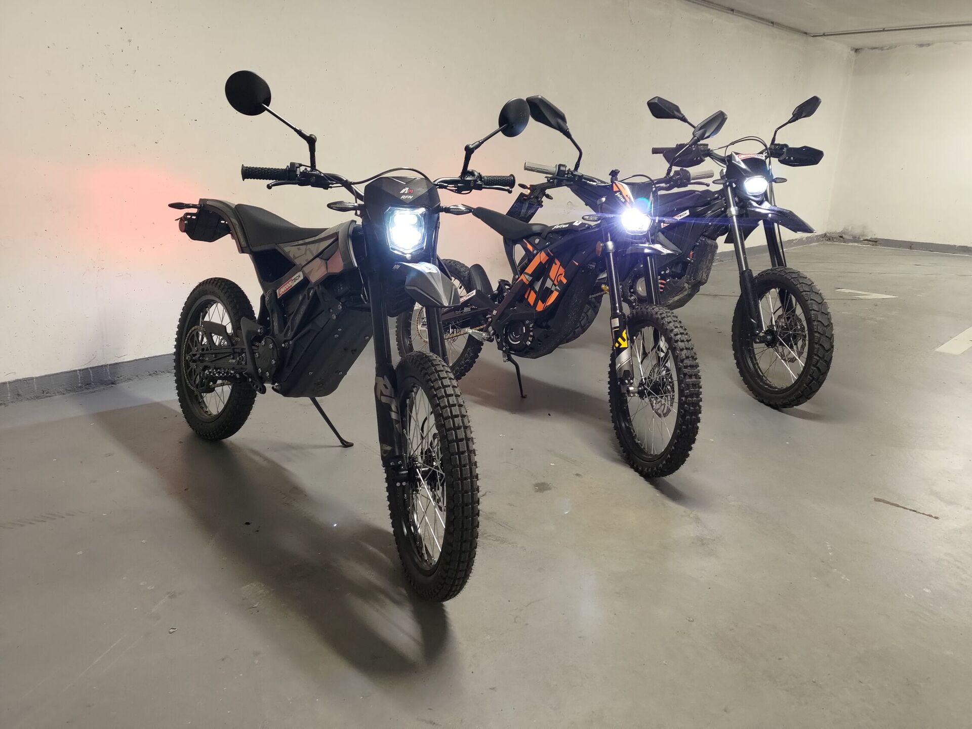 Totální Bzukot - stroje