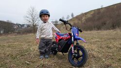 Totální Bzukot - stroje