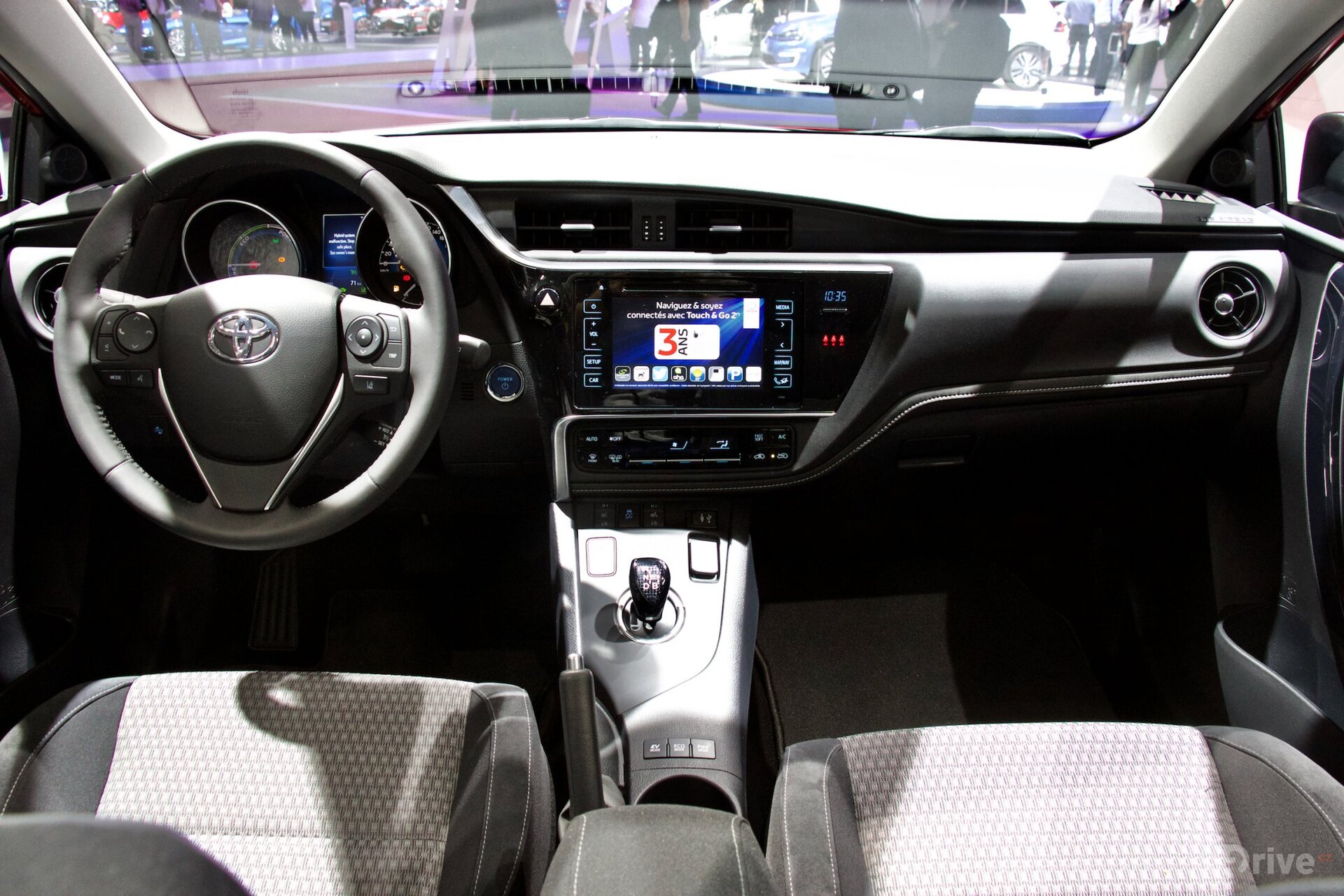 Toyota Auris Touring Sport Hybrid