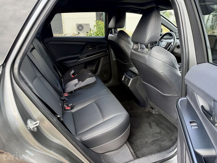 Toyota bZ4x (2025 facelift)