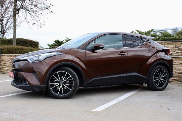 Toyota C-HR (2016)