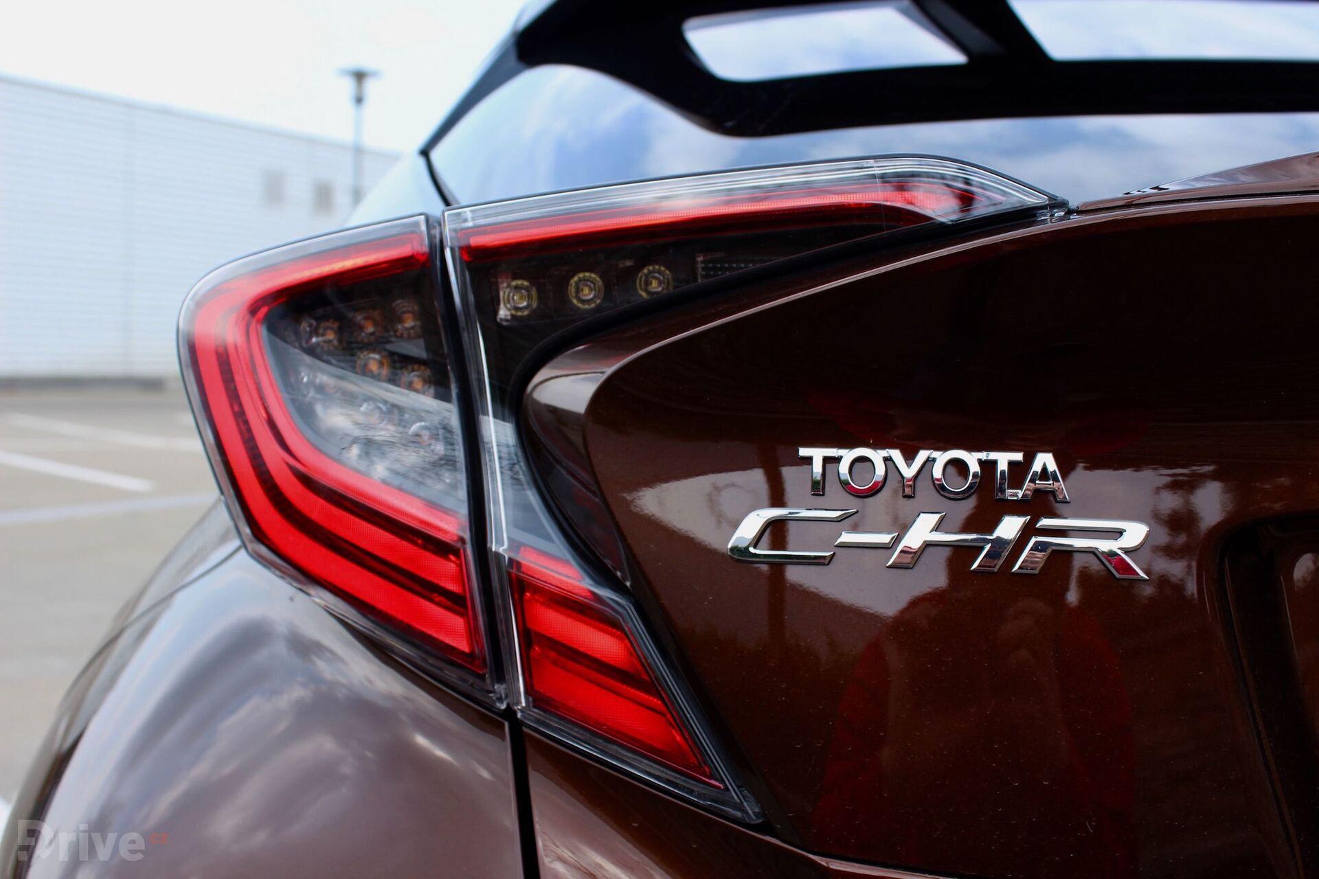 Toyota C-HR (2016)