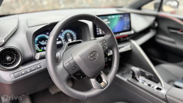 Toyota C-HR (2023)