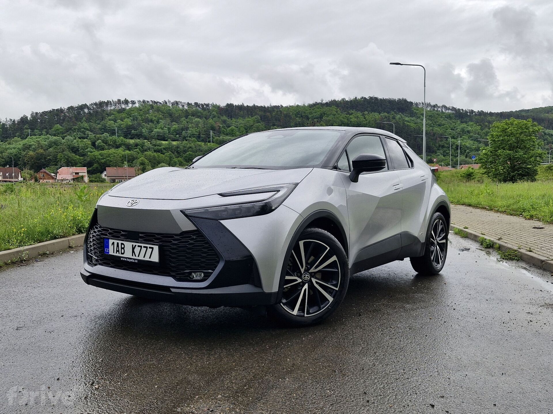 Toyota C-HR (2023)