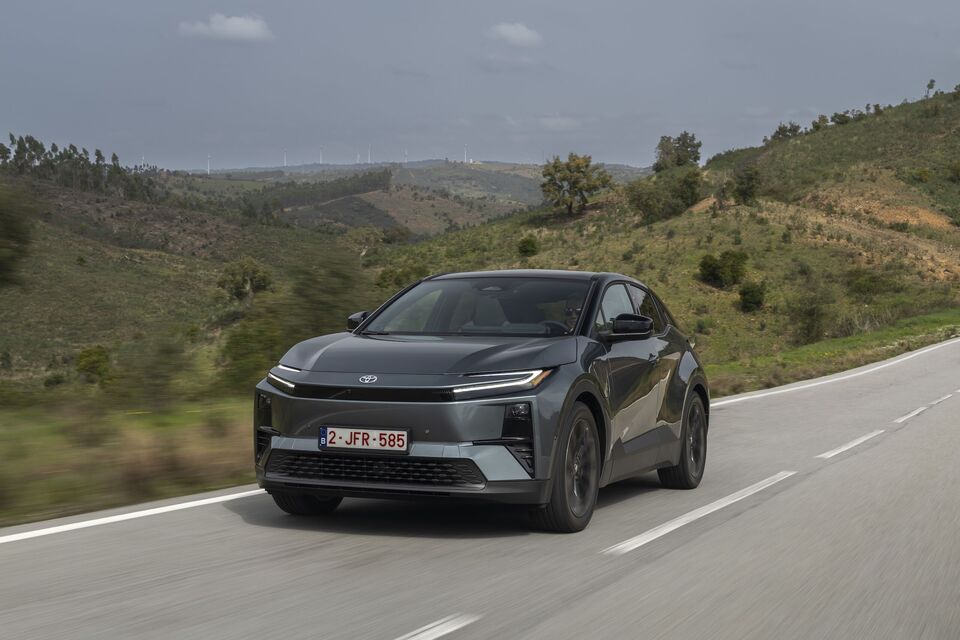Toyota C-HR+