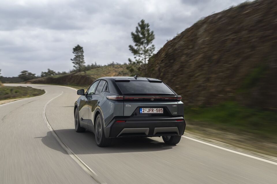Toyota C-HR+