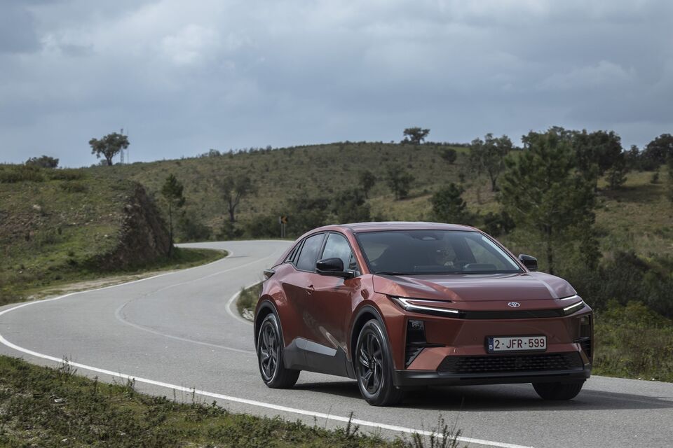 Toyota C-HR+