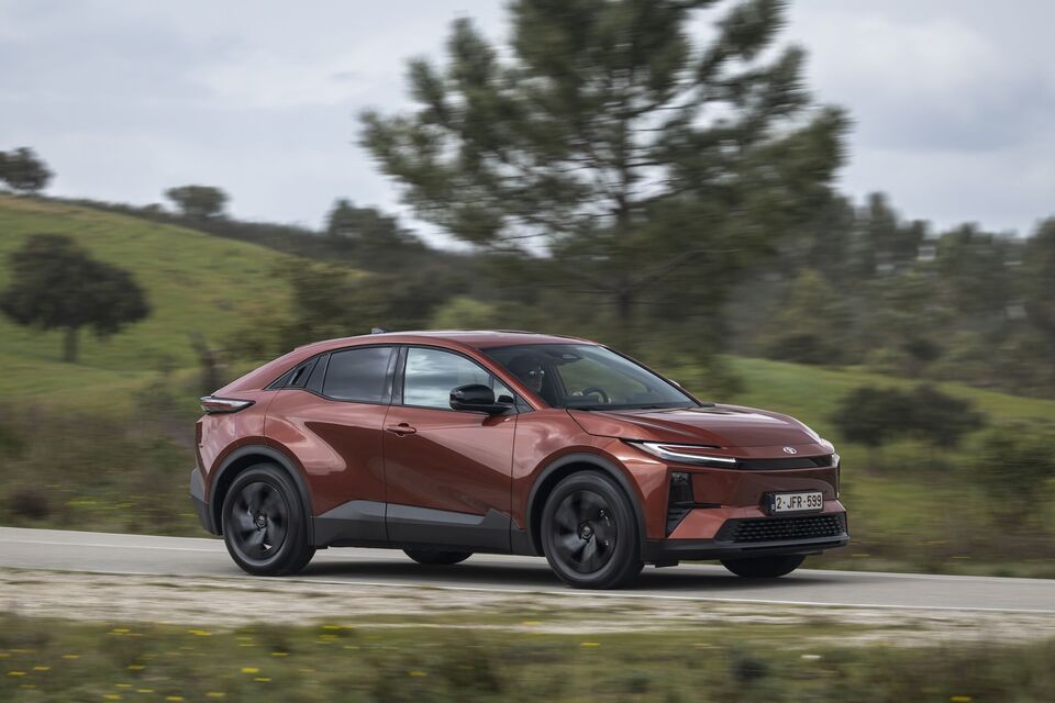 Toyota C-HR+