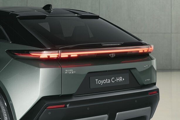 Toyota C-HR+