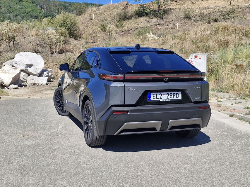 Toyota C-HR+ Executive AWD (77 kWh)