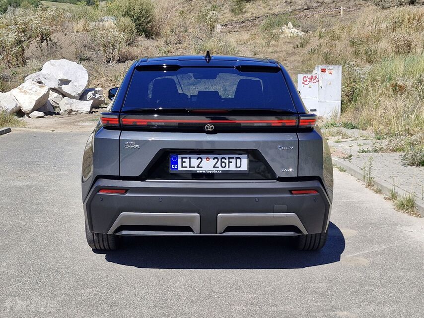 Toyota C-HR+ Executive AWD (77 kWh)