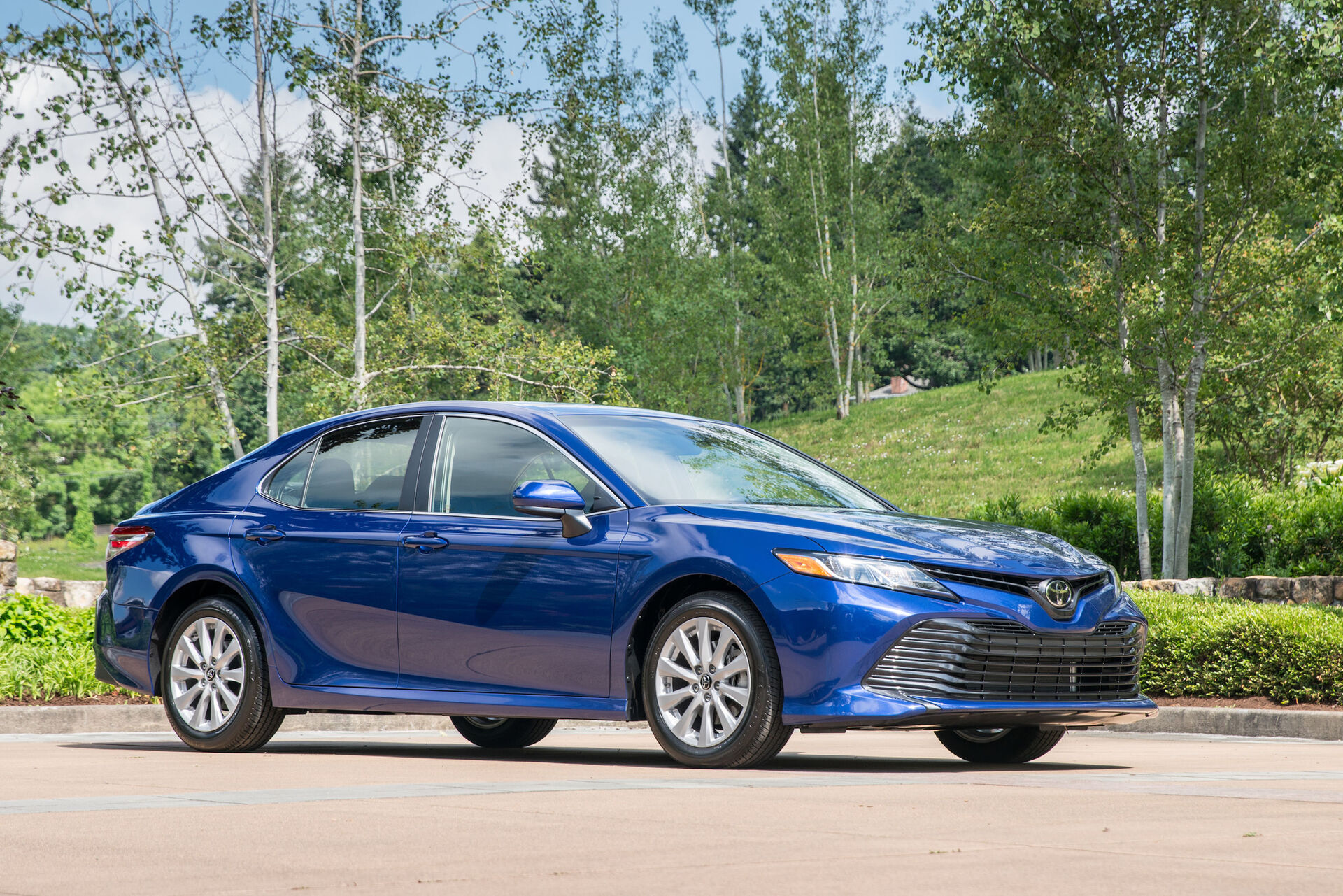 Toyota Camry (2019)