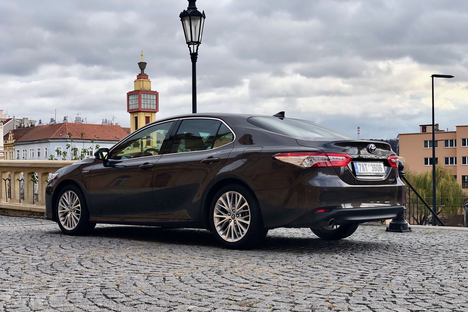 Toyota Camry (2019)