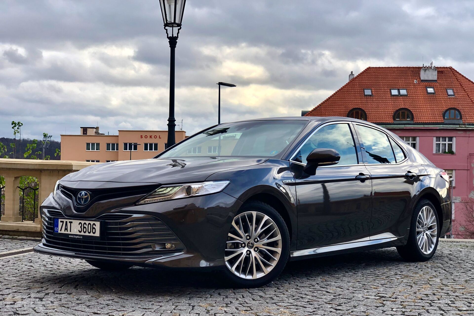 Toyota Camry (2019)