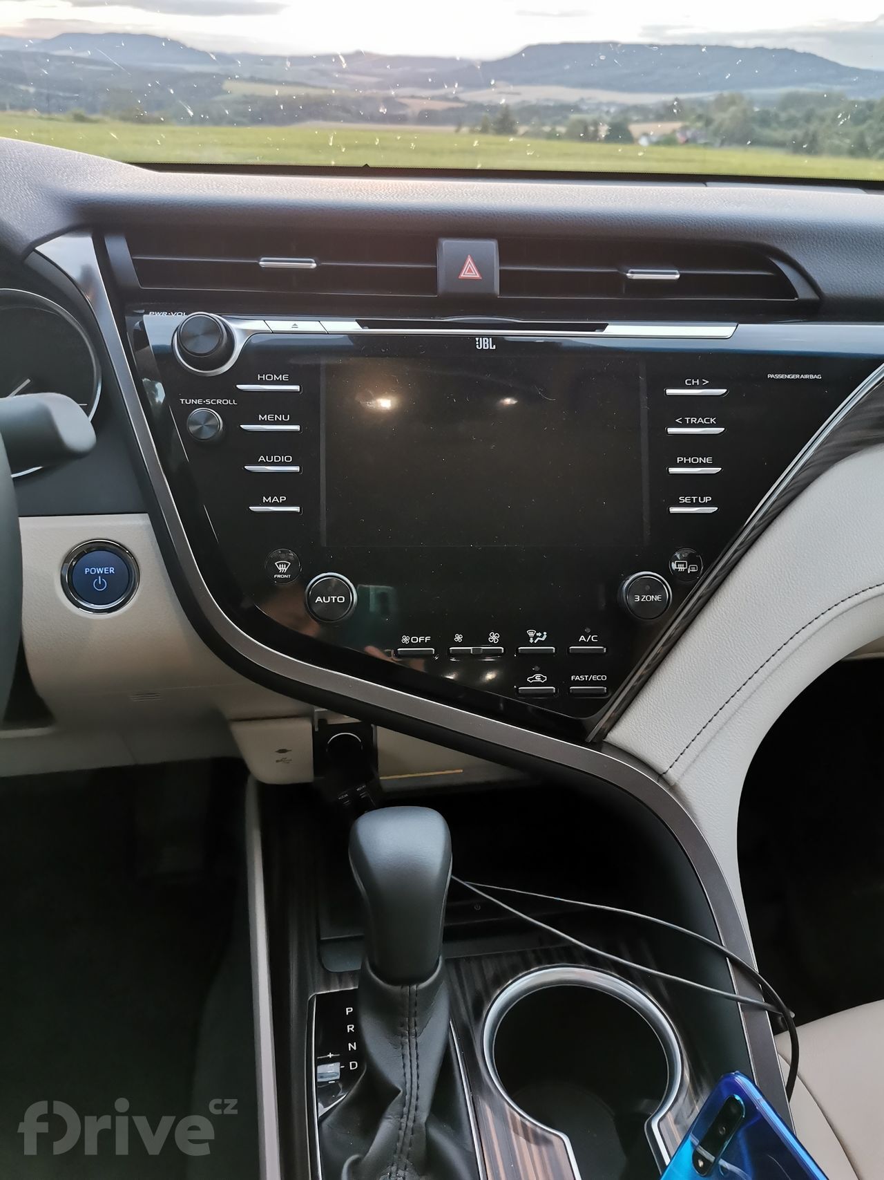 Toyota Camry (2019)