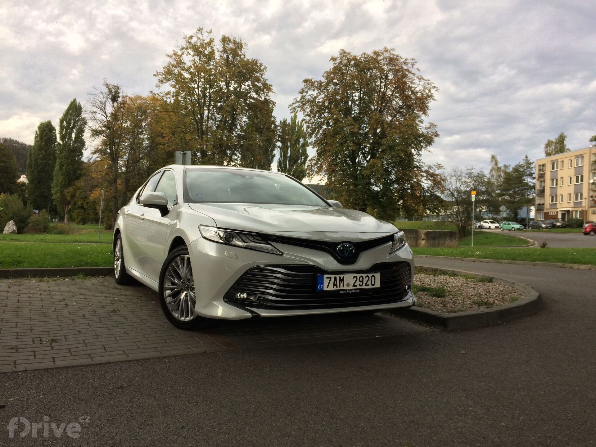 Toyota Camry 2,5 Hybrid