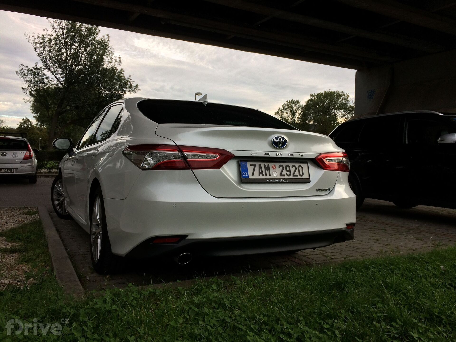 Toyota Camry 2,5 Hybrid