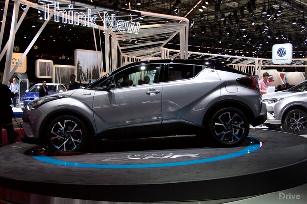 Toyota CH-R (2016)