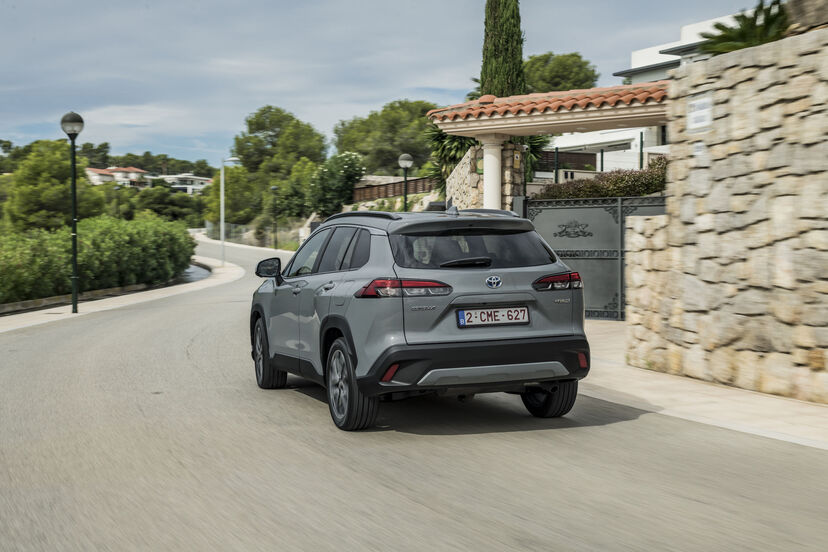 Toyota Corolla Cross 2.0 Hybrid FWD