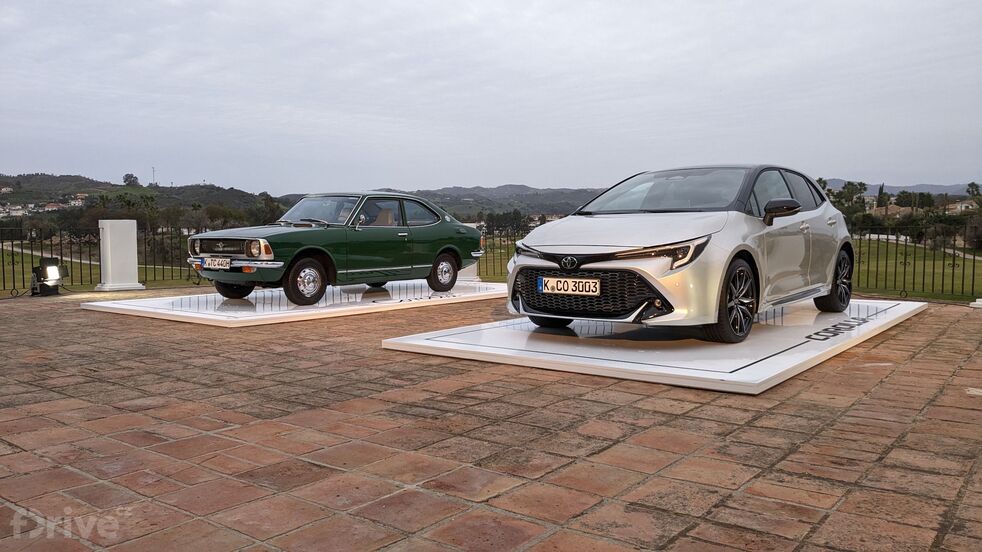 Toyota Corolla hatchback facelift (2023)