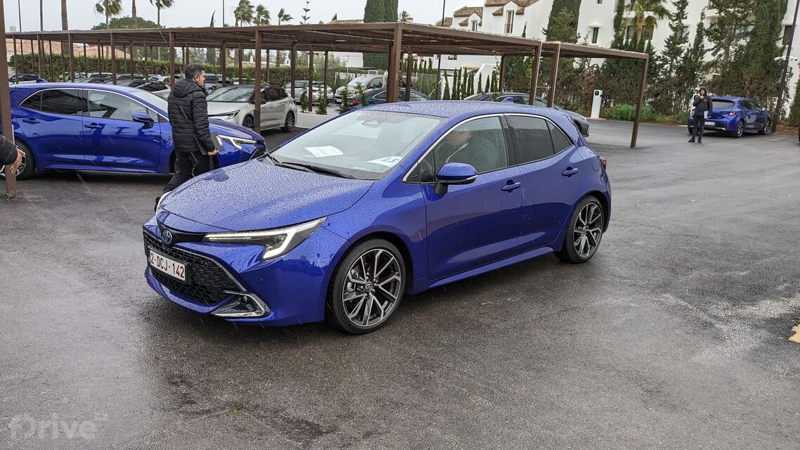 Toyota Corolla hatchback facelift (2023)