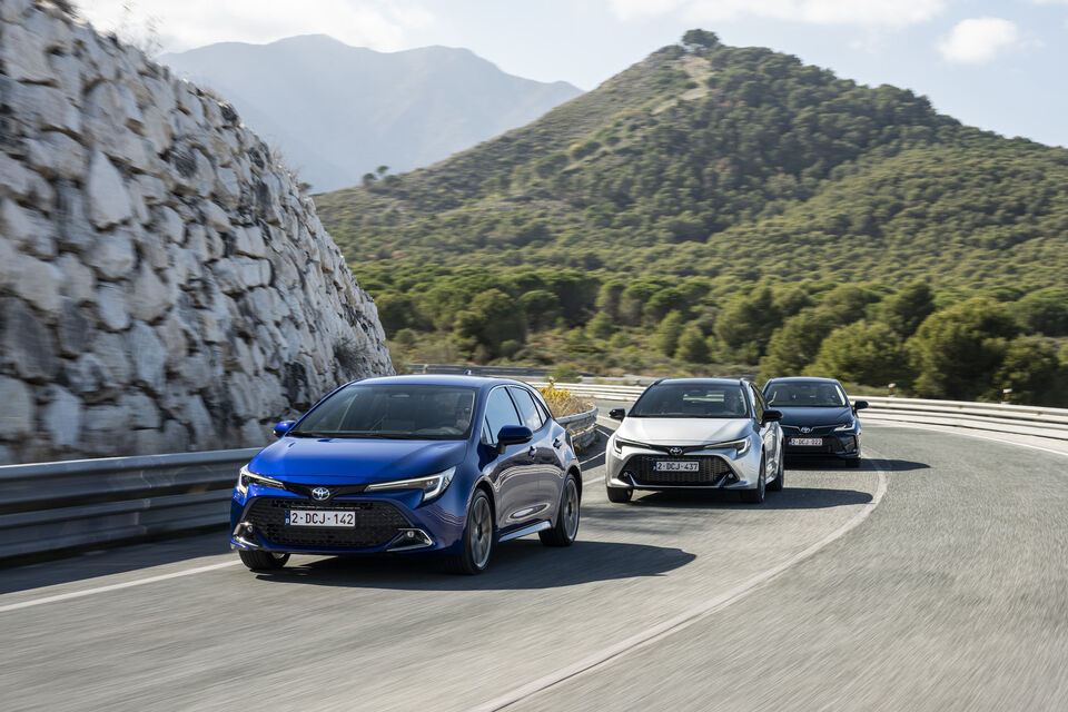 Toyota Corolla hatchback facelift (2023)
